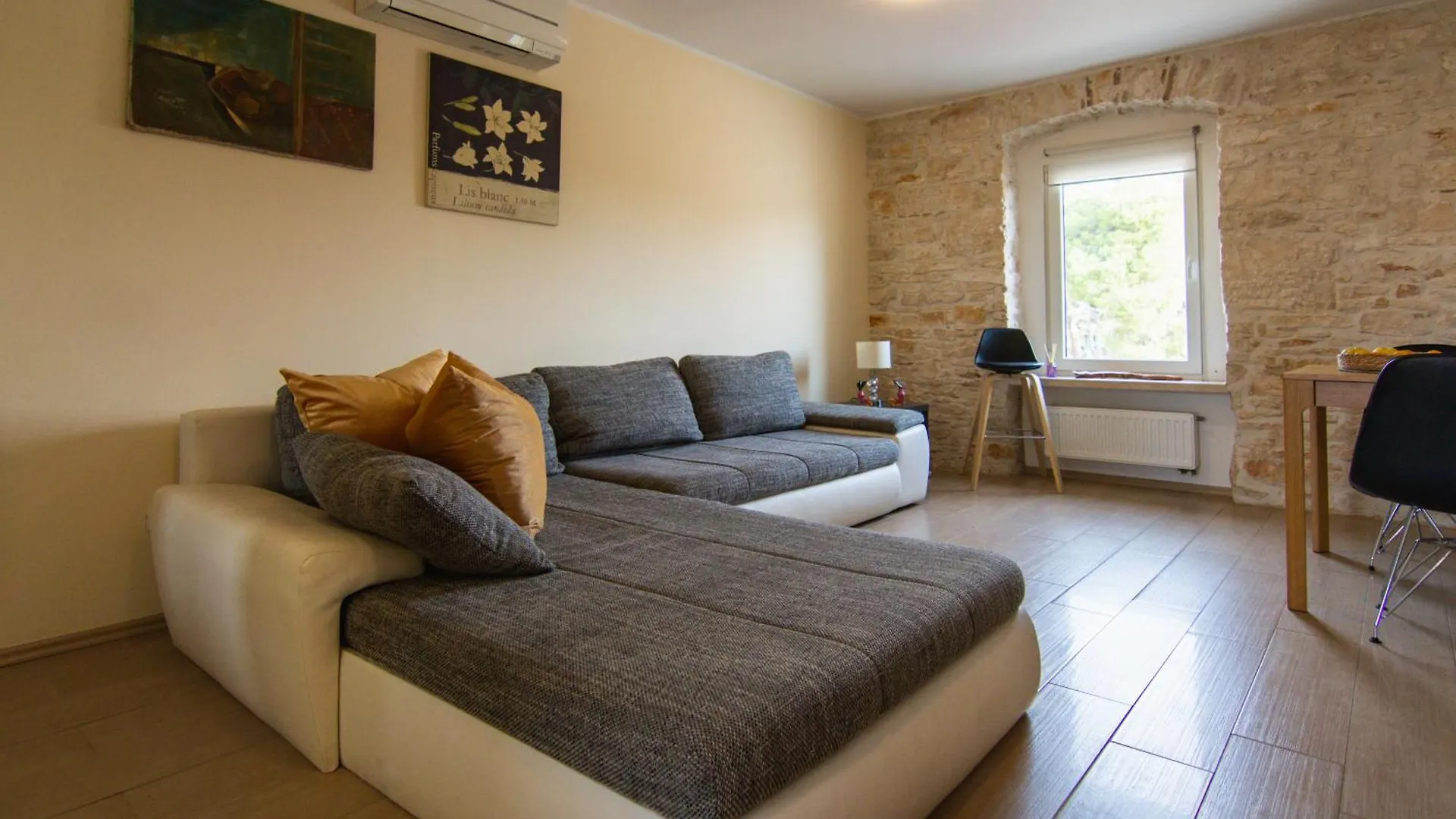 Apartment Lungomare Pula